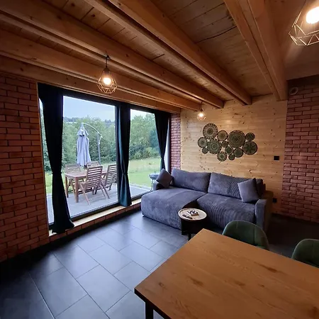 Maraska House Casa de Férias Kamienna Gora