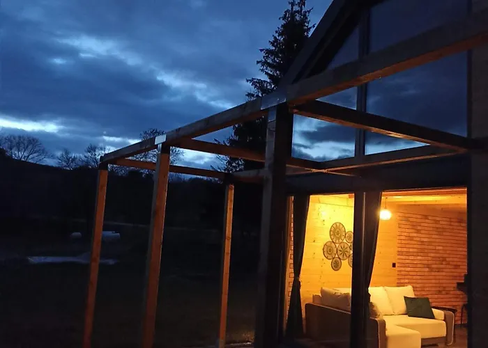 Maraska House Дом отдыха Каменна-Гура